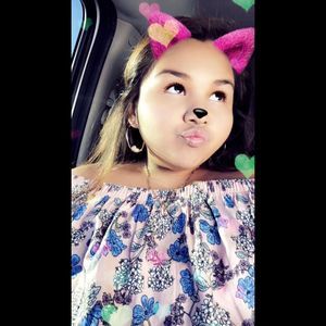 Meet your Posher, Eva